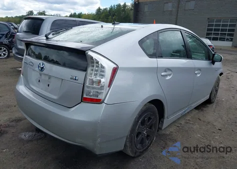 2011 Toyota Prius Three from USA, damaged, VIN JTDKN3DU4B5369815